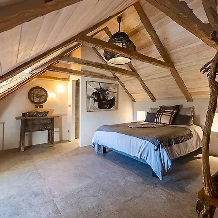 Les Terrasses De Majorac בית נופש Bozouls